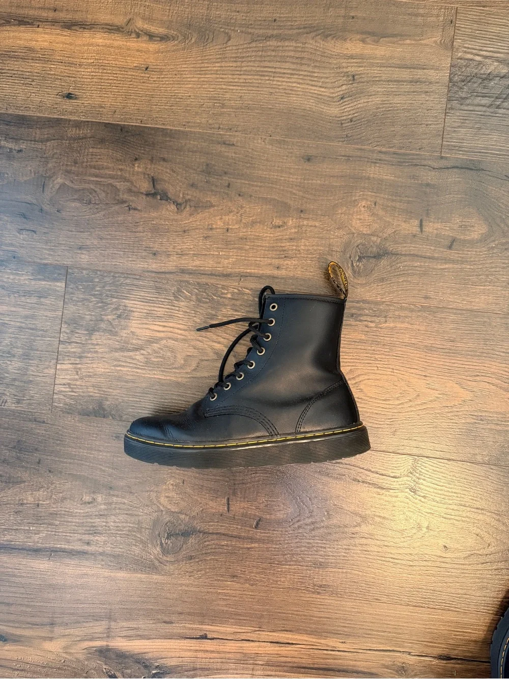 Dr. Martens Men’s Black Leather Lace-Up Boots